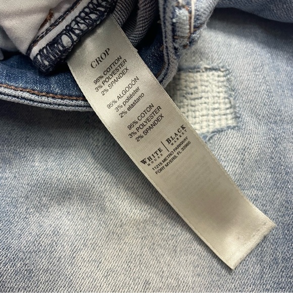 White House Black Market Jeans Crop Distressed Women's Size 0 - Picture 5 of 16